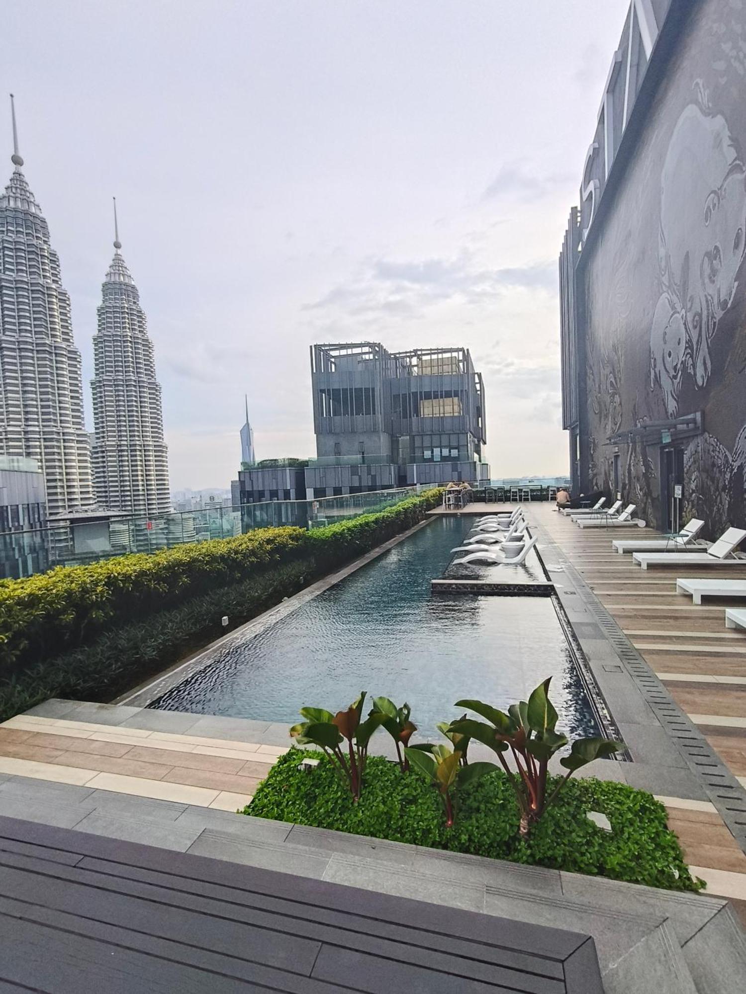 Star Klcc By *