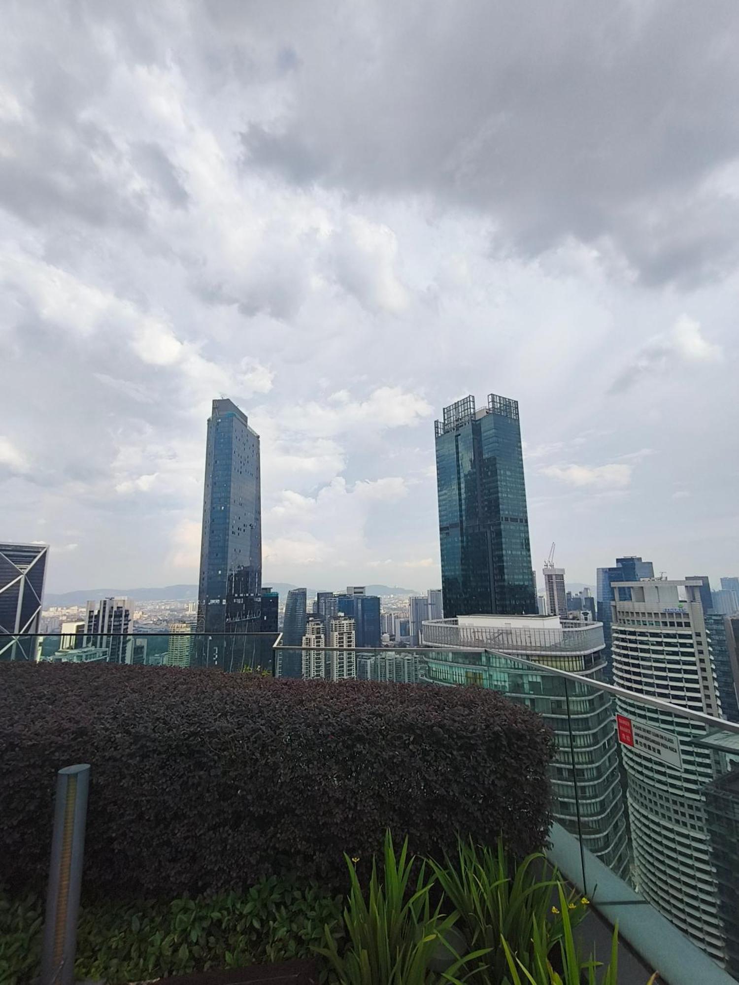 Star Klcc By *