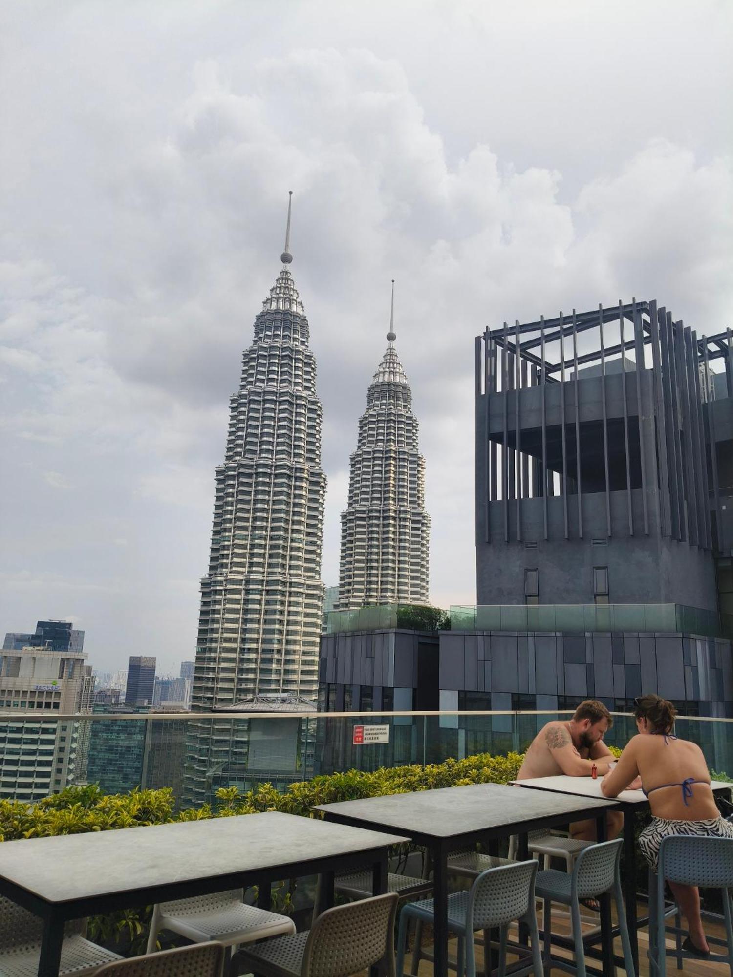 Apartment Star Klcc By *